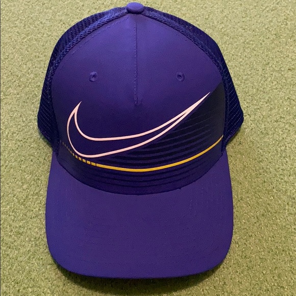 nike golf hat fitted